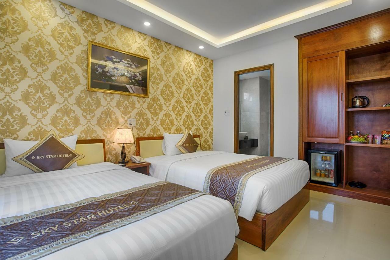 Sky Star Hotel Дананг Екстер'єр фото